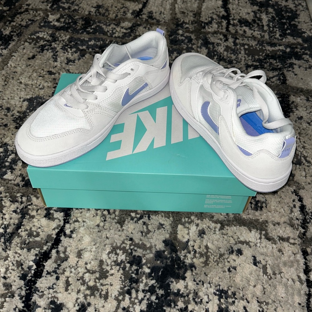 Wmns SB Alleyoop `Summit White Light Thisthle’ - Picture 3 of 7